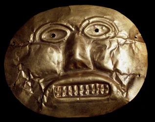 Präkolumbianische Zivilisation Calima: Goldene Totenmaske. 7.-15. Jahrhundert Bogota, Museo de Oro Kolumbien