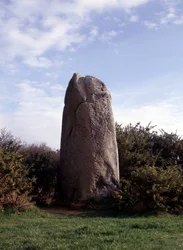 Menhir auf der Halbinsel Rhuys (56).
