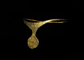 Prähistorische Kunst, Bronzezeit. Kultur von El Argar. Diadem von Caravaca oder Cehegin aus Gold