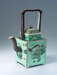 Große Famille Verte Teekanne, Kangxi-Periode (1662-1722)