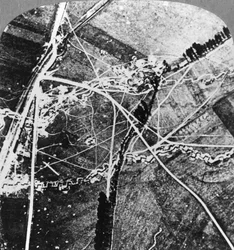 Die Hindenburglinie aus 8000 Fuß Höhe, Frankreich, Erster Weltkrieg, um 1916-um 1918