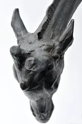 Große Giraffe mit gesenktem Kopf, modelliert 1909-10, gegossen vor 1913