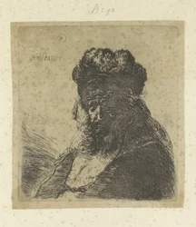 Bärtiger alter Mann mit hoher Pelzmütze und geschlossenen Augen