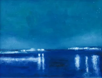Blaue Nachtwasserreflexionen