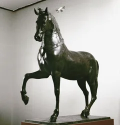 Römische Kunst: Pferdestatue (Skulptur des 1. Jahrhunderts, Bronze)