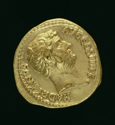 Aureus (Vorderseite) von Hadrian (117-138 n. Chr.) unbehütet. Inschrift: HADRIANVS AVGUSTVS