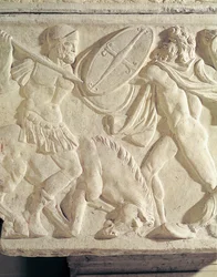 Detail eines Sarkophags, der einen römischen Soldaten im Kampf gegen einen Galater darstellt