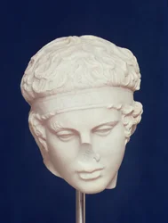 Kopf des Diadumenos