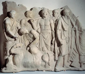 Marmorrelief vom Forum Trajan: Szene des Haruspices mit Priester und Liktoren