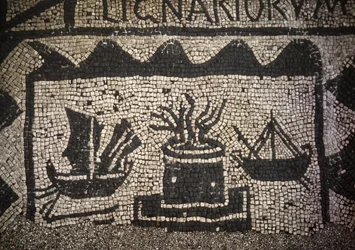 Römische Handelsmarine und Leuchtturm, antikes Ostia, Piazza delle Corporazioni