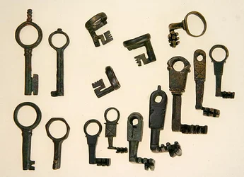 Auswahl an Schlüsseln (Bronze)