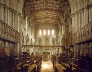 Romanische Kunst: Innenansicht der Kirche von Saint David
