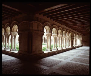 Blick auf den Kreuzgang des Königlichen Klosters von Las Huelgas de Burgos