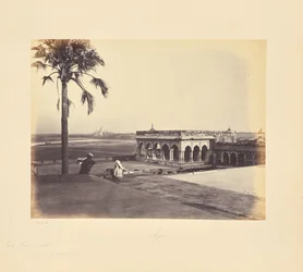 Agra; das Fort und der Palast Akbars mit dem Taj in der Ferne, eine weitere Ansicht