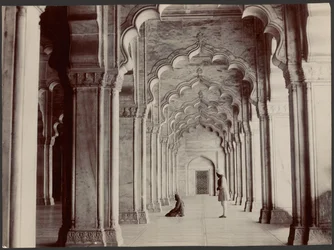 [Inneres der Perlenmoschee, Agra]