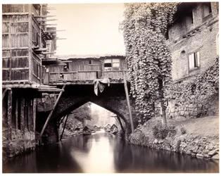 Am Marqual-Kanal, Kaschmir