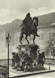 Berlin: Denkmal des Großen Kurfürsten