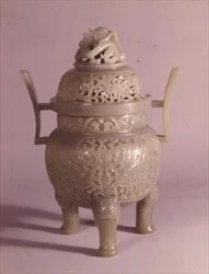 Bedeckte Vase