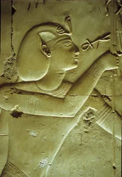 Altes Ägypten, Wandmalerei/-schnitzerei, Seti I empfängt Leben, symbolisiert durch das Ankh, Tempel von Seti I, Abydos