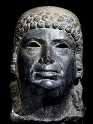 Kopf Kleopatras III. Ägyptische Zivilisation, ptolemäische Zeit, 2. Jahrhundert v. Chr.