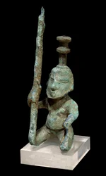 Dong-Son-Kultur: bronzener Lampenhalter. 300 v. Chr.-200 n. Chr. Aus Vietnam. Paris, Musée Guimet, Nationalmuseum für asiatische Kunst