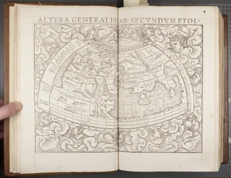 Globus, aus Cosmographia, 1544