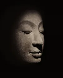 Buddhakopf aus der frühen Ayutthaya-Periode