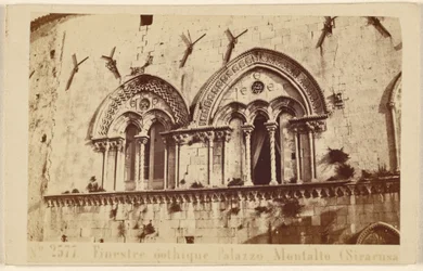 Gotisches Fenster Palazzo Montalto (Syrakus)