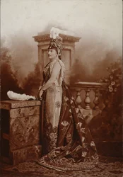 Louise, Herzogin von Devonshire, als Zenobia, Königin von Palmyra, Der Diamantjubiläumsball der Herzogin von Devonshire im Devonshire House