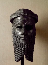 Sumerische Kunst: Kopf eines Königs, vielleicht Naram-Sin (2254-2218 v. Chr.). Bronzeskulptur. Um 2250 v. Chr.