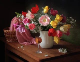 Lebendige Frühlings-Tulpen