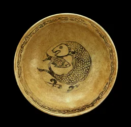 Steingutschale mit Fischmotiv, Sukhothai-Periode