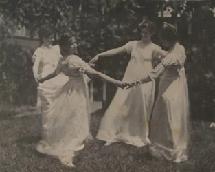 Susan Hannah Macdowell, Unbekanntes Mädchen, Elizabeth Macdowell und möglicherweise Mary Macdowell, ca. 1