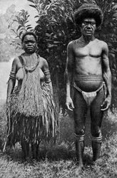 Trauer um die Toten gezeigt durch Hanfstricke, Neuguinea, 1922
