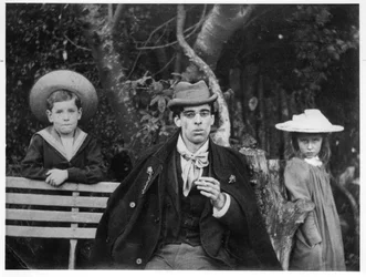 William Butler Yeats (1865-1939) mit Charles und Thea Rolleston, 1894