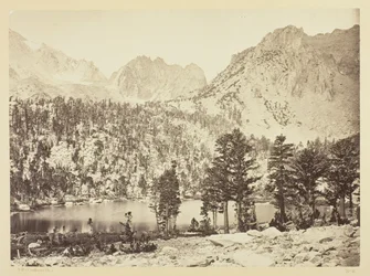 Alpensee in der Sierra Nevada, Kalifornien