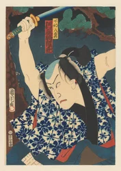 Mann schwingt ein Schwert, Kiefern im Hintergrund