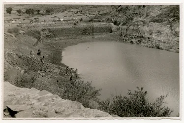 Wasserbecken nahe Axum, Äthiopien, Foto von Ugo Monneret de Villard
