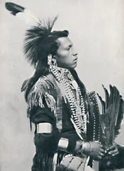 Ein nordamerikanischer Indianerhäuptling im Profil, 1912