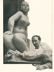 Ein Kamee von Frank Dobson Booths hat die Magie von Pygmalion. Es lässt sogar einige Statuen zum Leben erwachen