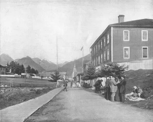 Eine Straße in Sitka, Alaska, USA, ca. 1900