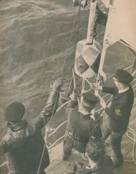 An Bord eines britischen Minensuchers, 1945