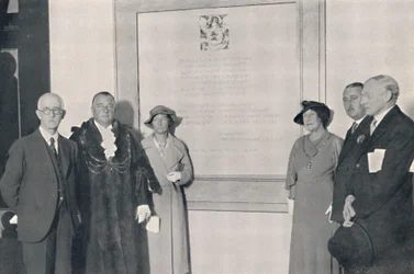 Nach der Wiedereröffnung der rekonstruierten Kuppel, 14. September 1935
