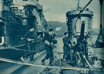 Luft- und Seemacht in unbesiegbarer Harmonie, 1943-44