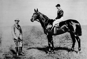 Hinterhalt II, 1911