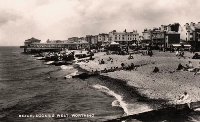 Strand, Blick nach Westen, Worthing, Sussex, 1935