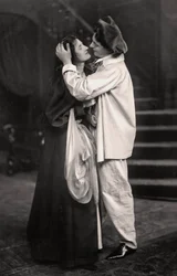Beatrice Terry und H. Marsh Allen in The Palace of Puck, 1907