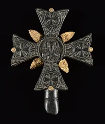 Segnungskreuz, 1200er-1400er