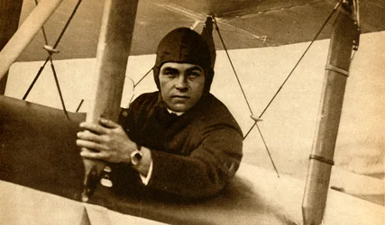 Bert Hinkler, 1928, 1933