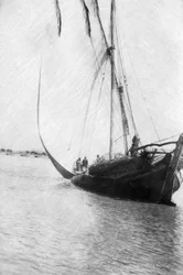 Boot segelt auf dem Fluss Tigris, Mesopotamien, 1918